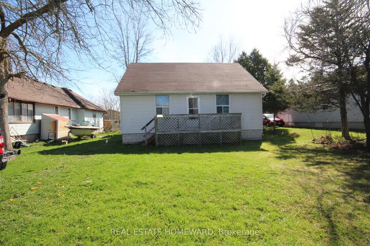 Property Photo: 27125 Woodbine Avenue ON L4P 3E9