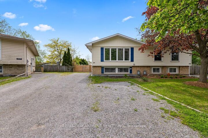 Property Photo: 24 Tara Crescent ON L2V 4M1