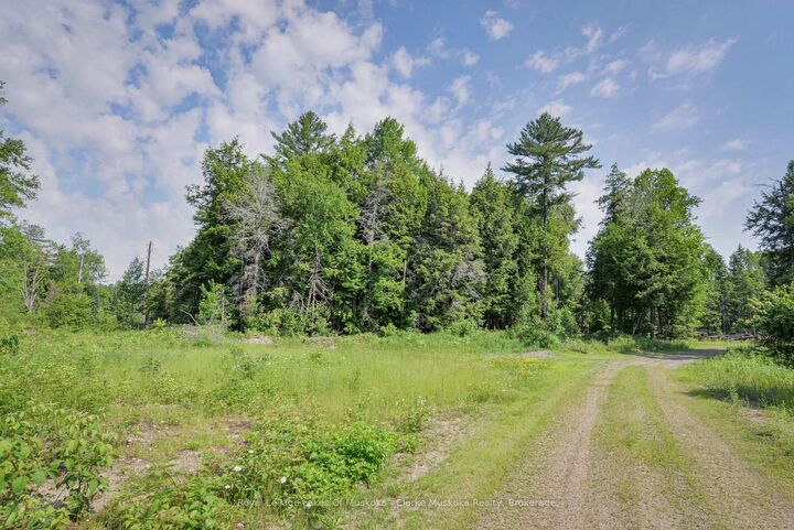 Property Photo: 20 Elderberry Lane ON P0E 1G0