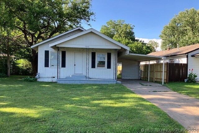 Property Photo: 1606 Callahan Street OK 74403