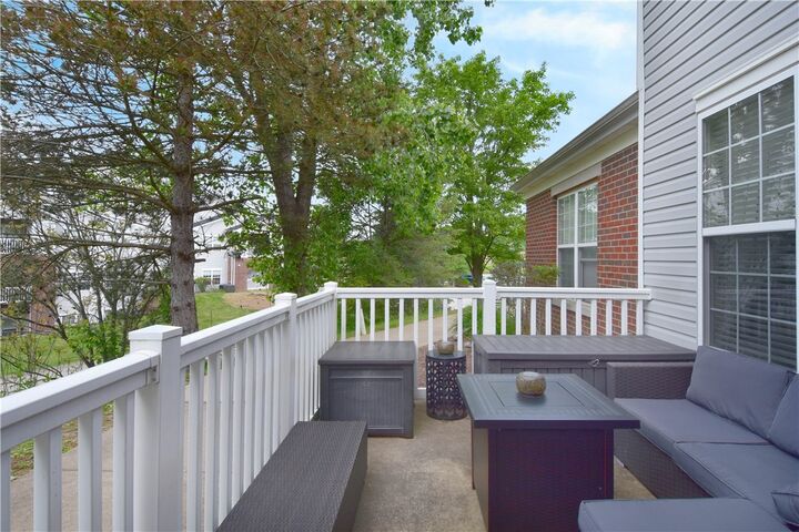 Property Photo:  108 Sonie Dr  PA 15143 