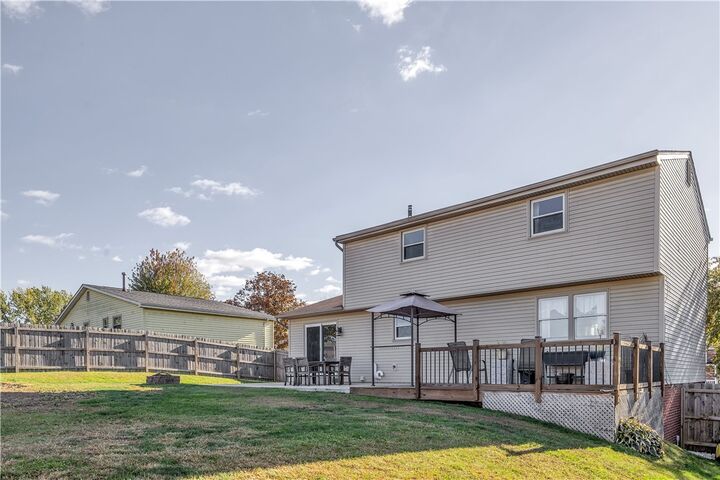 Property Photo: 20 Pecan Dr PA 15235