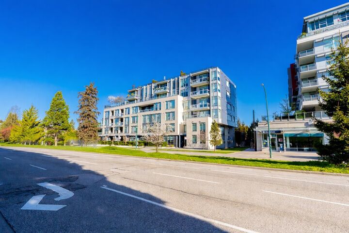 Property Photo: 523 W King Edward Avenue 302 BC V5Z 0J3