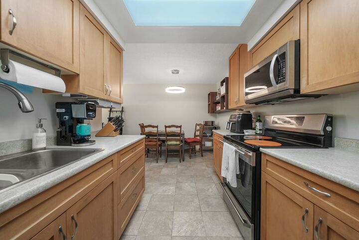 Property Photo: 444 E 6th Avenue 201 BC V5T 1K6