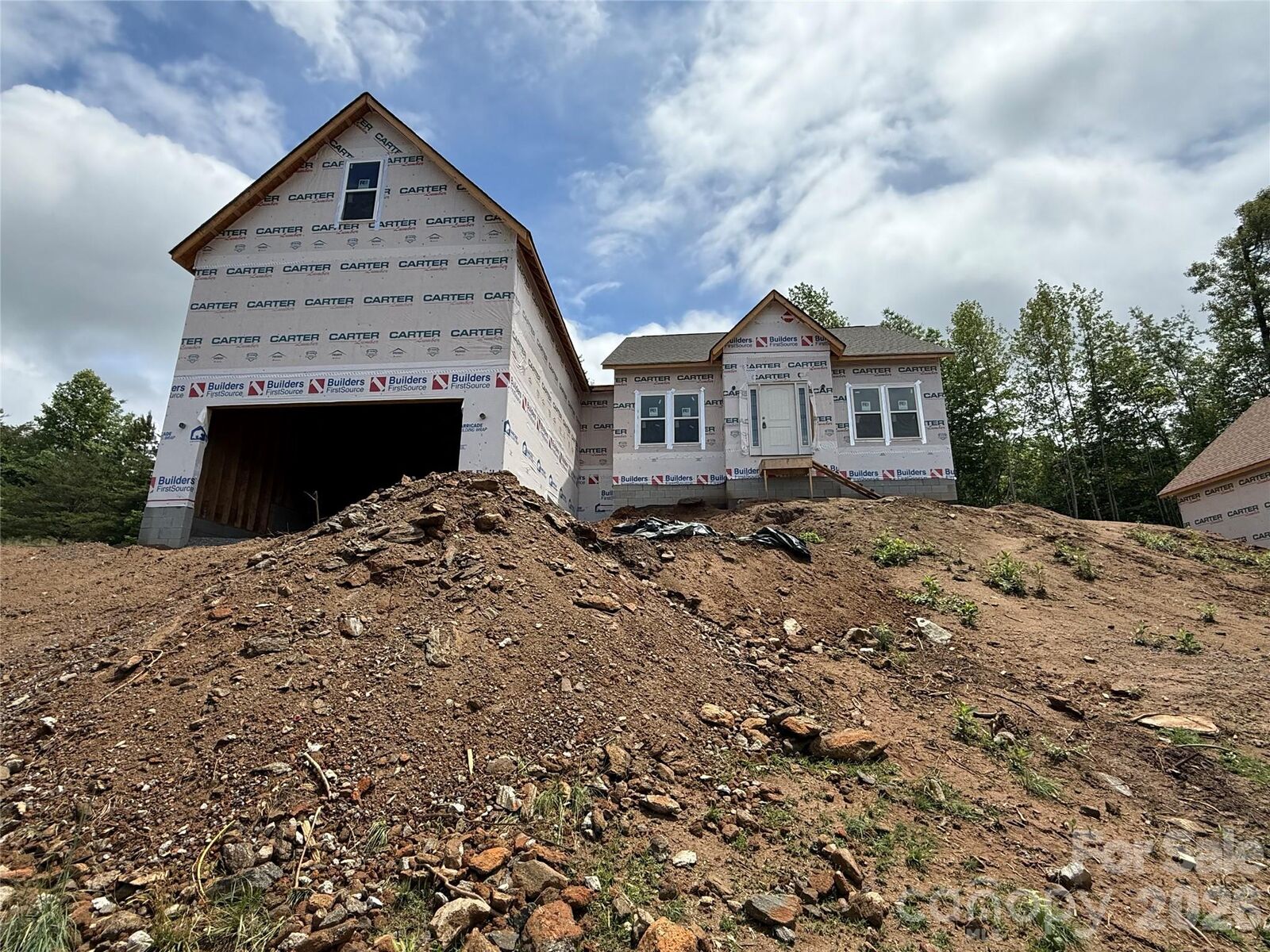 Property Photo:  405 Huntington Woods Street SE  NC 28645 