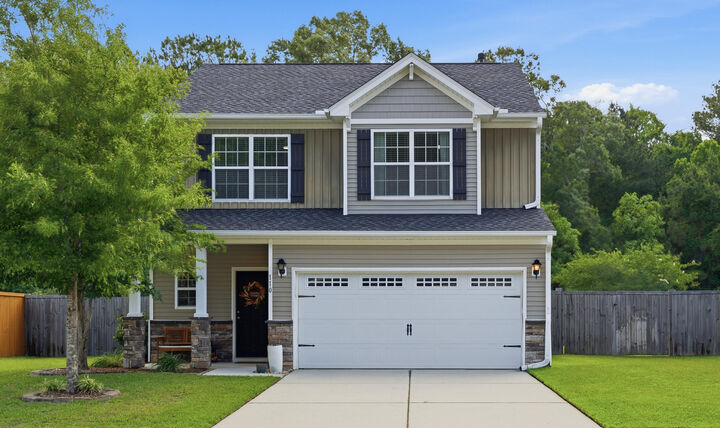 Property Photo: 110 Vango Drive SC 29445