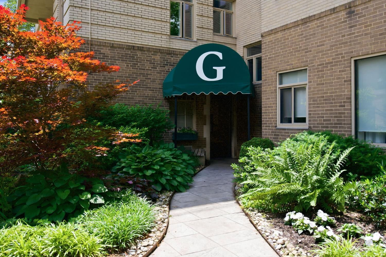 Property Photo: 2372 Madison Road OH 45208
