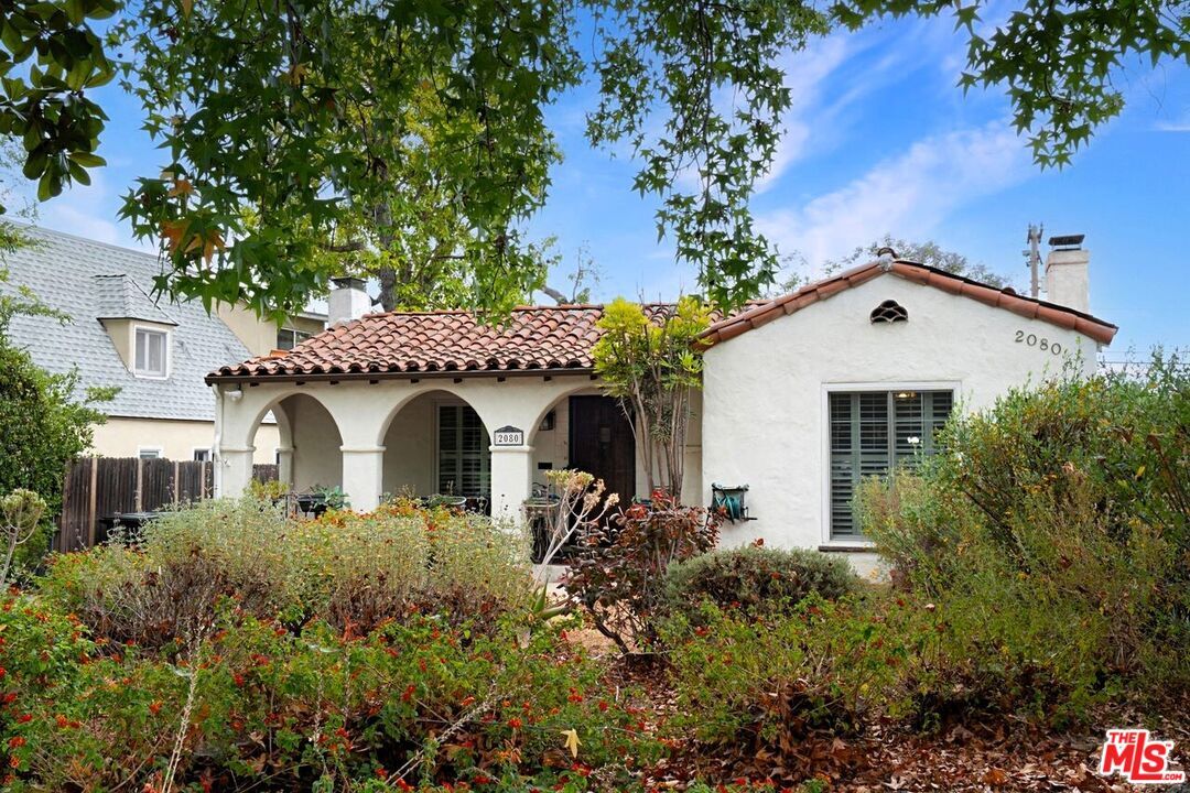Property Photo:  2080 E Washington Blvd  CA 91104 