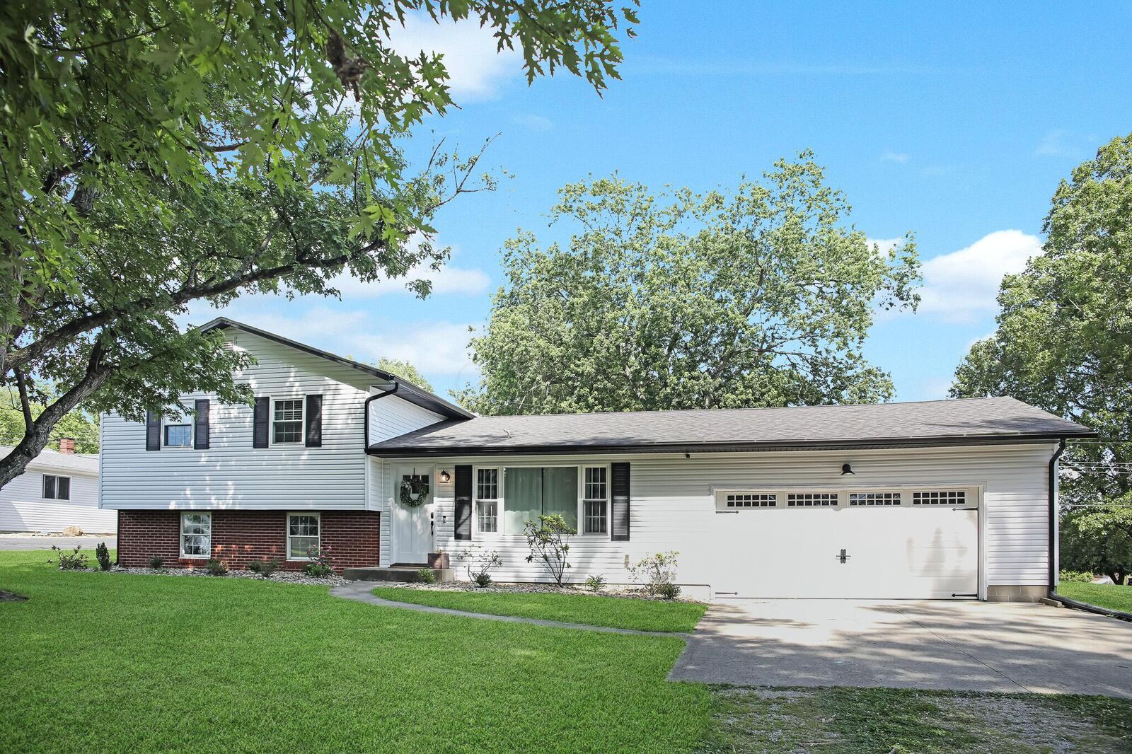 Property Photo:  790 N Buena Vista Street  OH 43055 