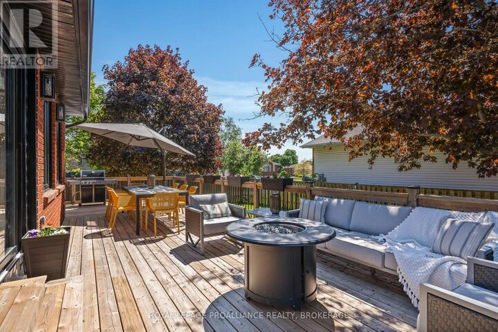 Property Photo:  915 Jasper Court  ON K7P 2A4 