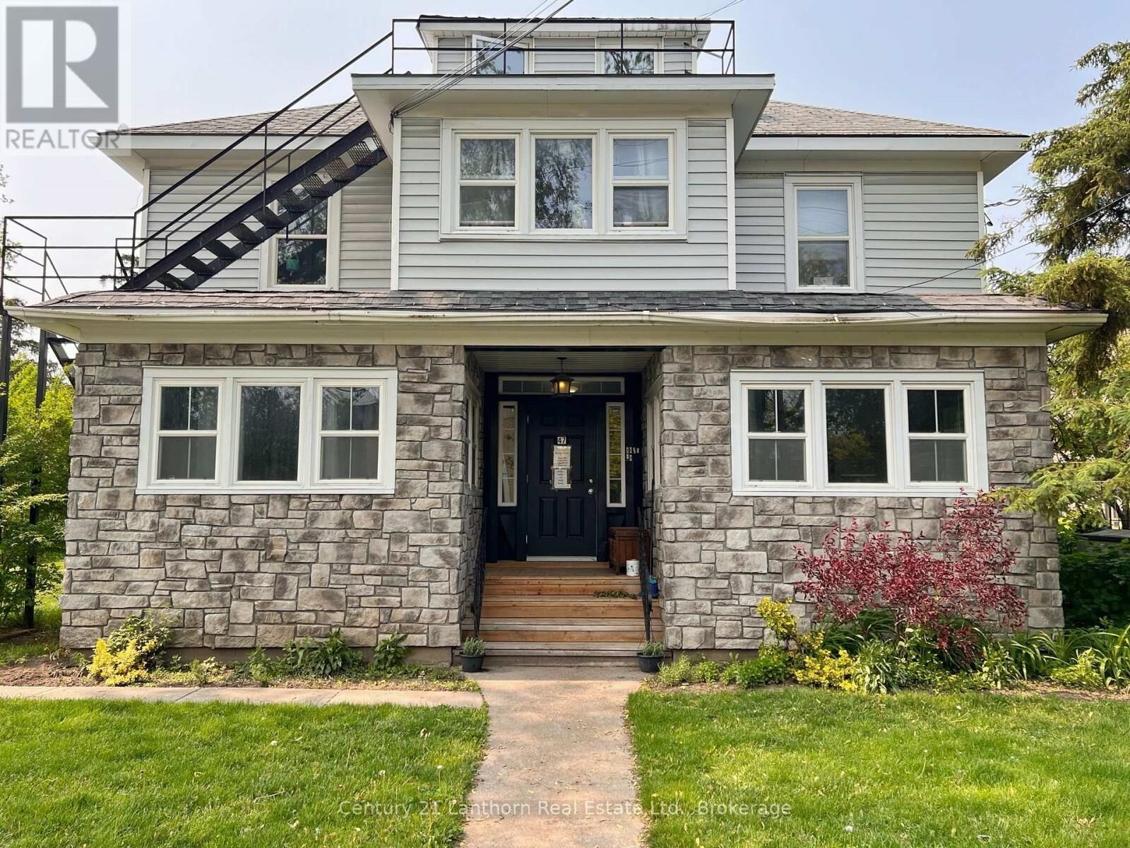 Property Photo:  47 King Street  ON K0K 2T0 