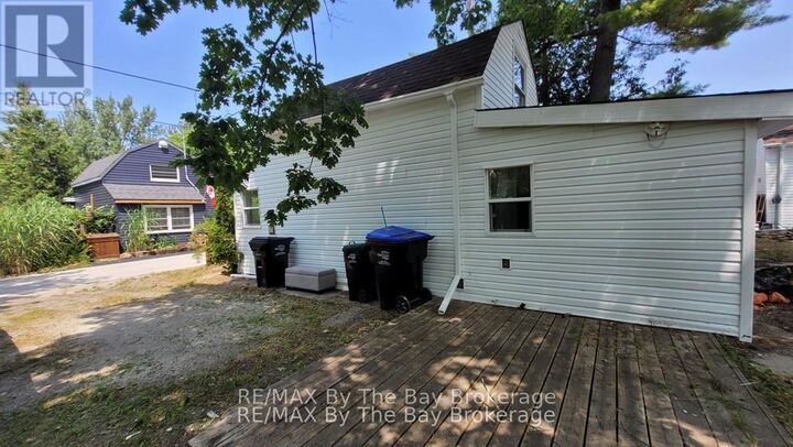 Property Photo: 23 Glen Street ON L9Z 2K5