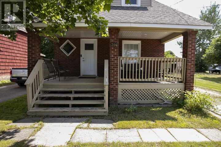 Property Photo:  394 Charles St  ON P6C 3L3 