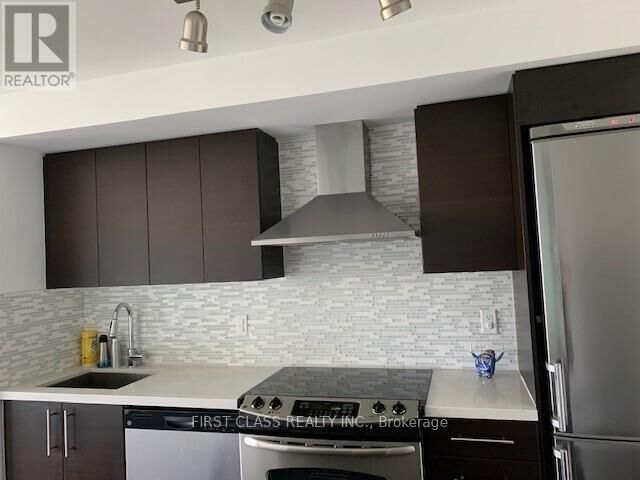 Property Photo:  58 Orchard View Boulevard 1001  ON M4R 1B9 
