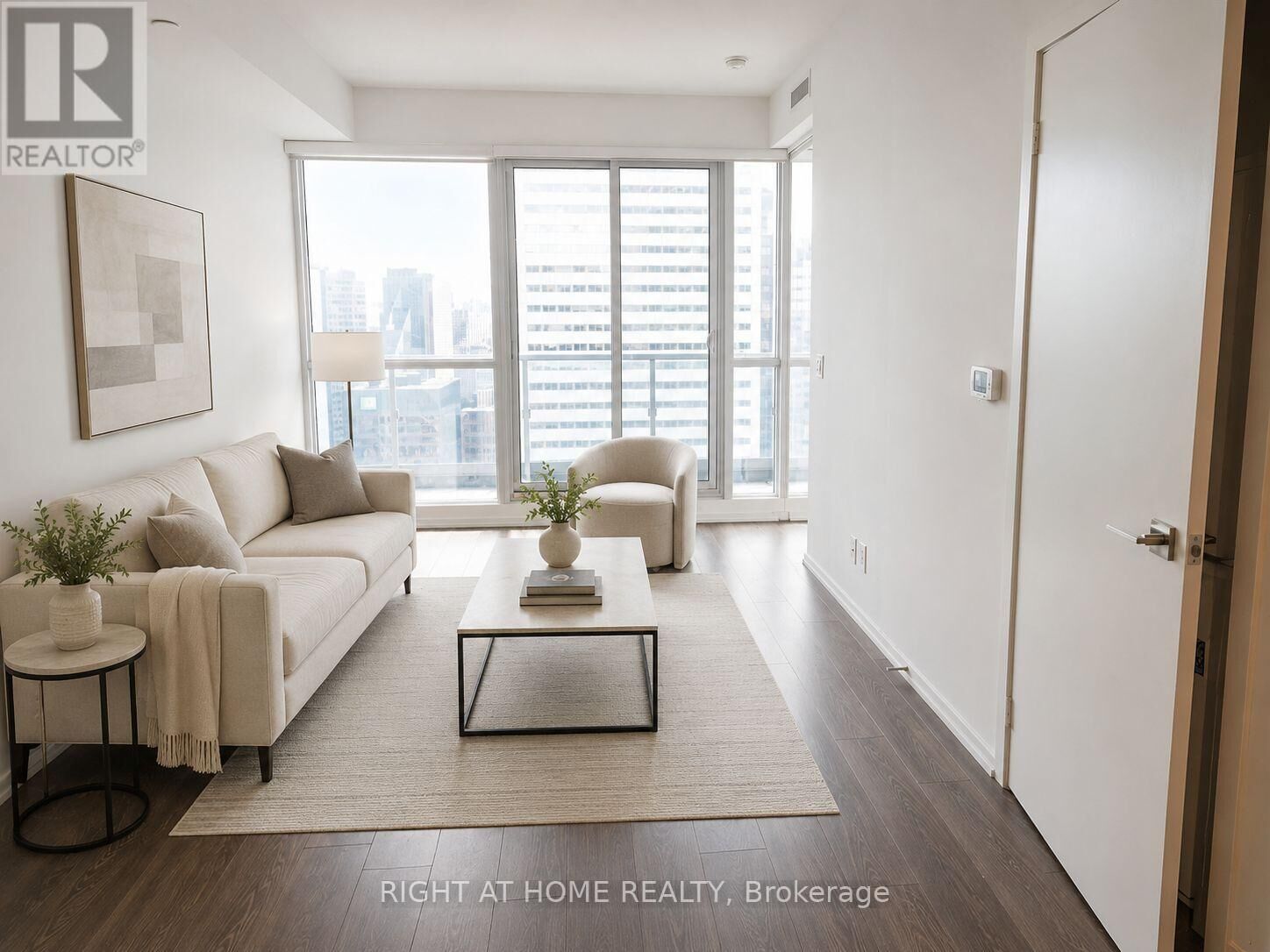 Property Photo:  70 Temperance Street 5210  ON M5H 4E8 
