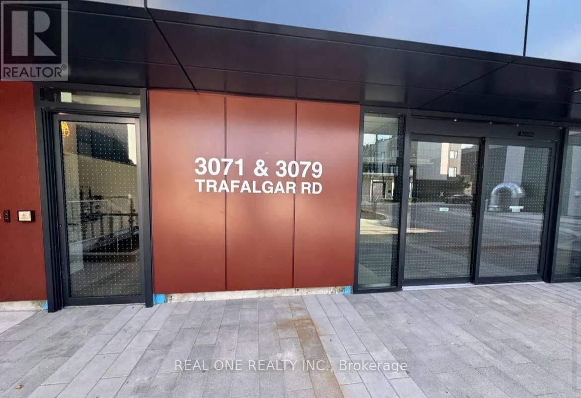 Property Photo:  3079 Trafalgar Road 1404  ON L6H 8C5 