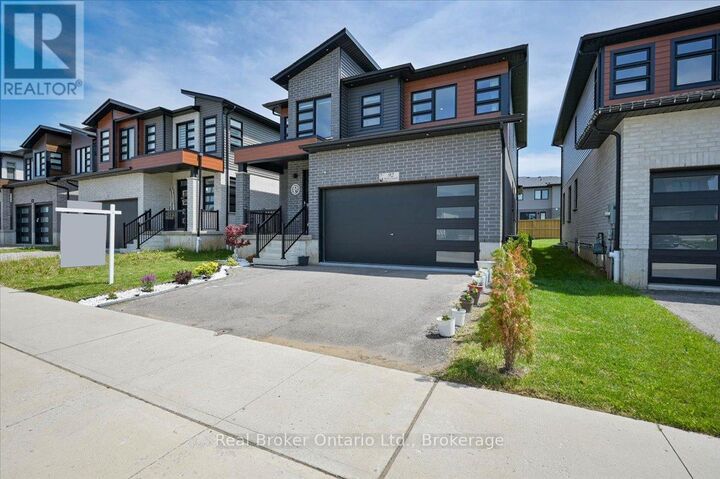Property Photo:  92 Moon Crescent  ON N1S 0C4 