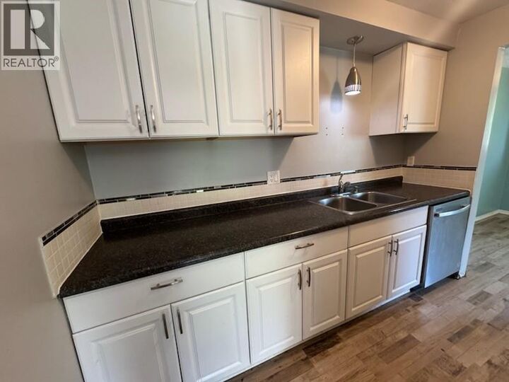 Property Photo:  1361 Ascot Circle  ON N7S 4B2 