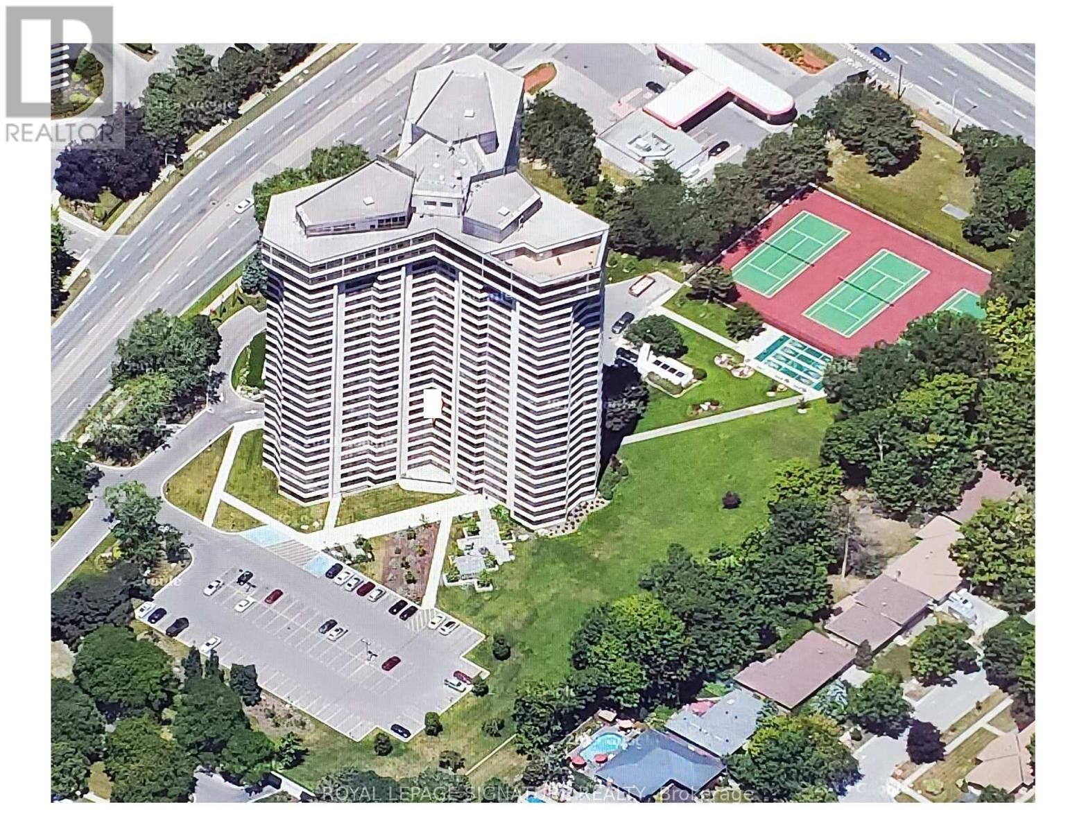 Property Photo:  1300 Bloor Street 803  ON L4Y 3Z2 