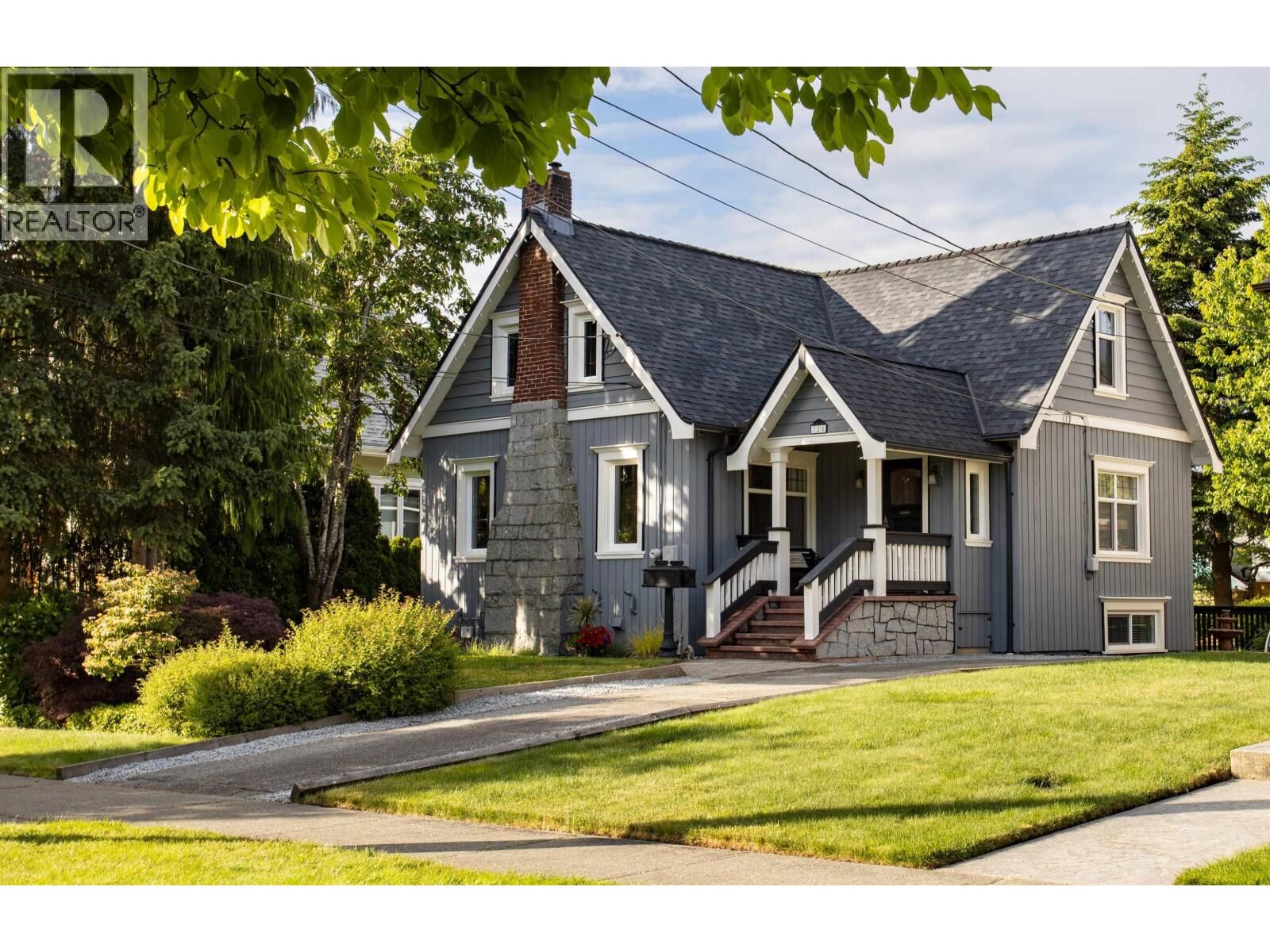 Property Photo: 725 Fifth Street BC V3L 2Y2