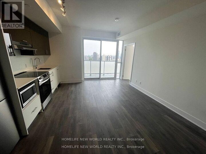 Property Photo:  188 Fairview Mall Drive 1915  ON M2J 0H7 