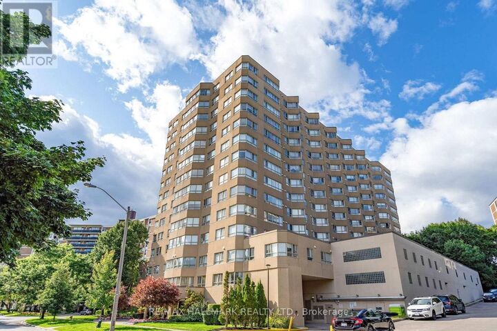 Property Photo:  4 Park Vista 705  ON M4B 3M8 