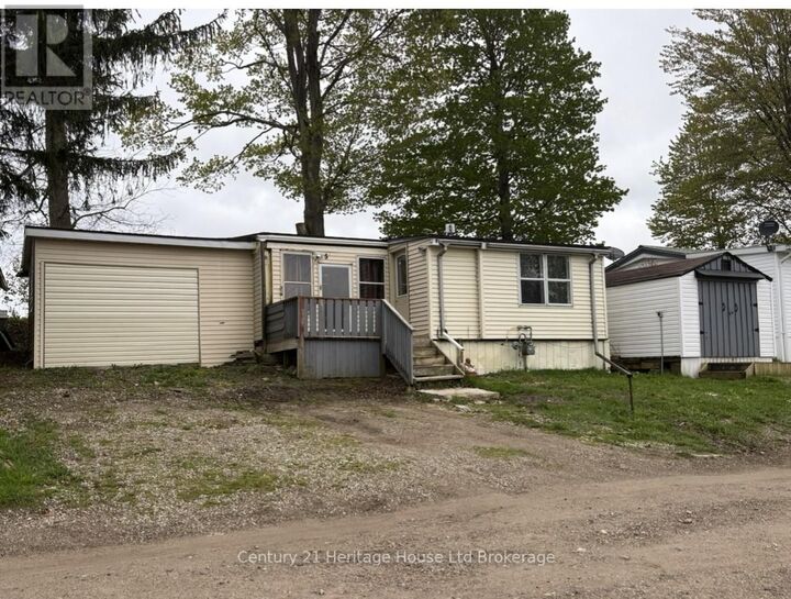 596101 Oxford 59 Highway — photo 1