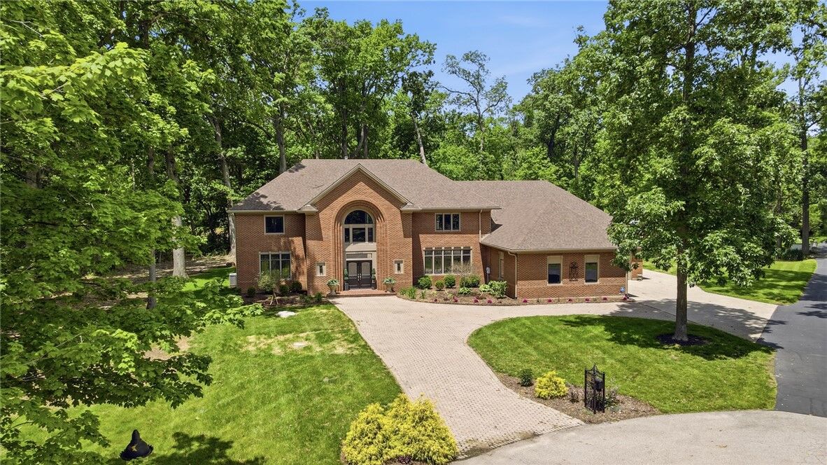 Property Photo: 10521 Watch Hill Lane OH 45458