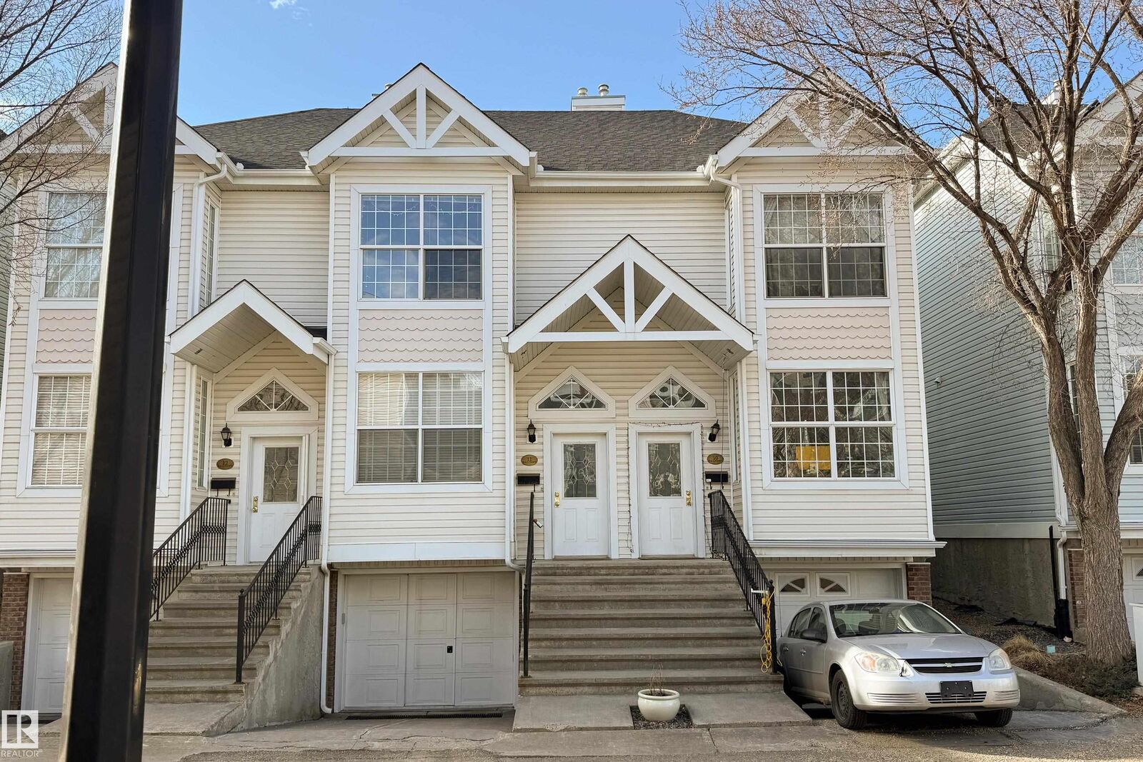 Property Photo:  10235 111 Street NW 11  AB T5K 2V5 