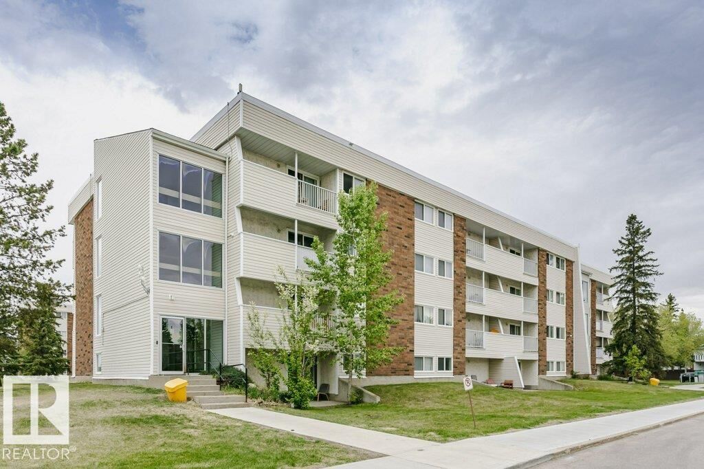 Property Photo: 11255 31 Avenue NW 71 AB T6J 3V6