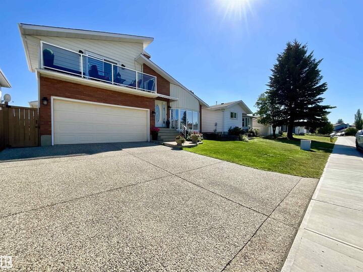 Property Photo: 11031 166 Avenue NW AB T5X 1Y2