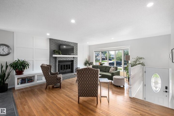 Property Photo: 5804 57 Avenue AB T4X 1A9