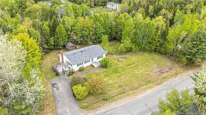 Property Photo:  96 Lakeview Avenue  NB E3C 1W8 
