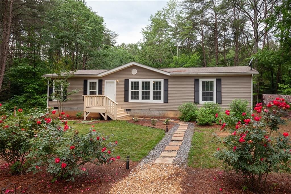 Property Photo: 10849 Fairmount Highway GA 30139