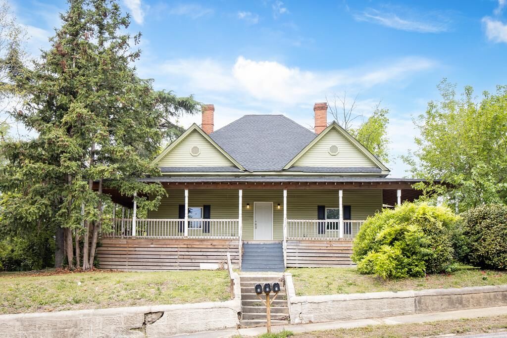 Property Photo:  2113 Summerville Road  AL 36867 