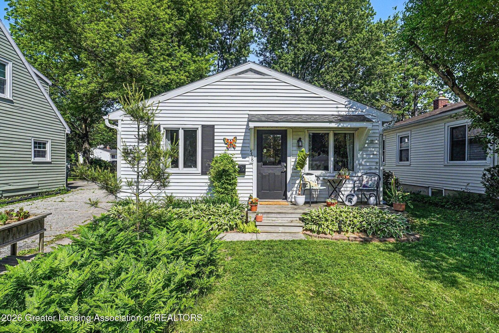 Property Photo:  568 Lexington Avenue  MI 48823 