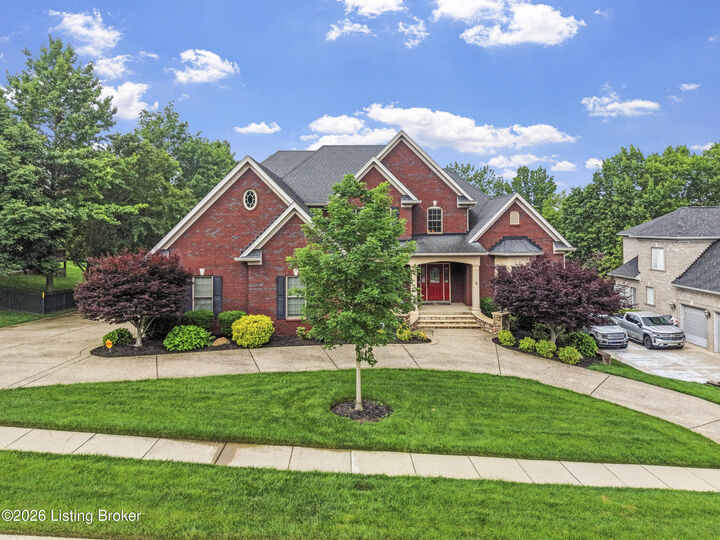 Property Photo:  18914 Ridgeleigh Ln  KY 40245 
