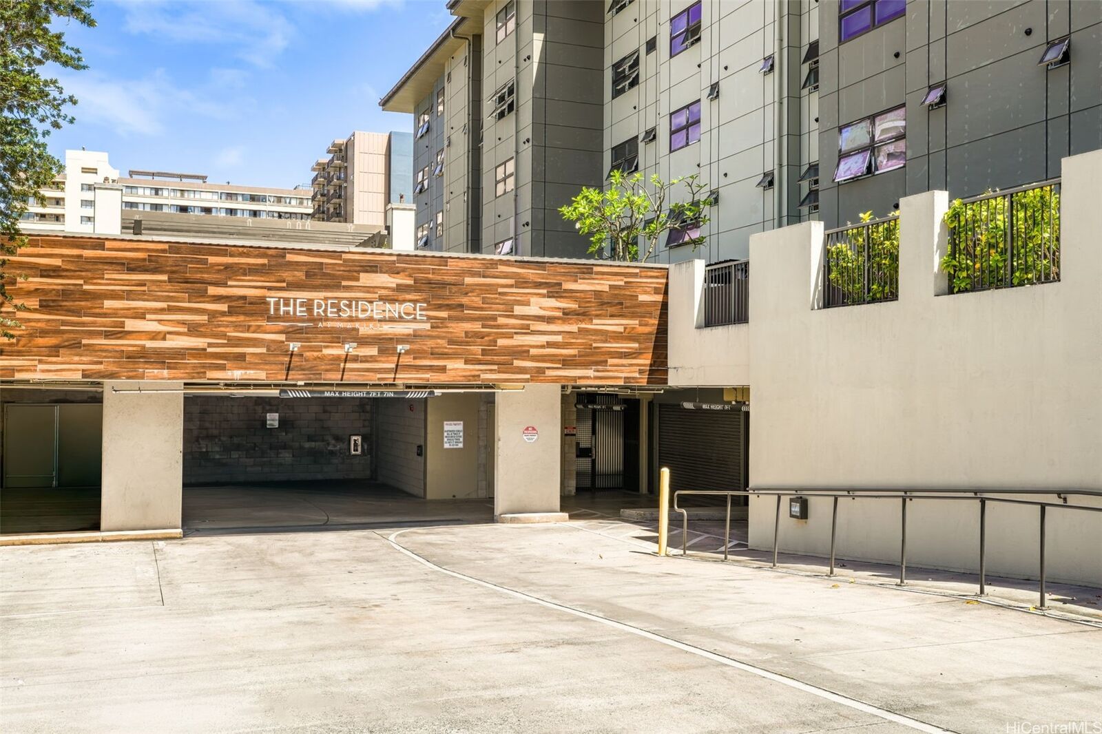 Property Photo:  1310 Pensacola Street 307  HI 96814 