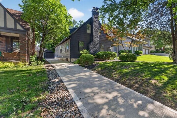 Property Photo:  2112 W 48th Terrace  KS 66205 