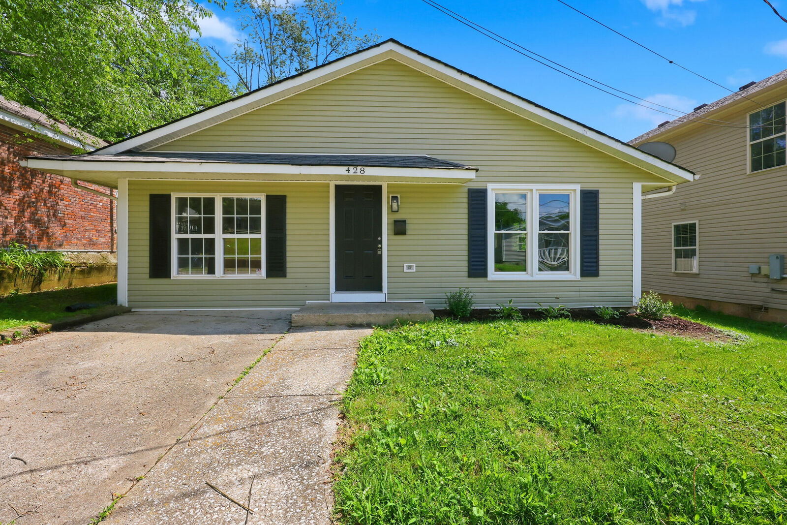 Property Photo:  428 Russell Street  KY 40422 