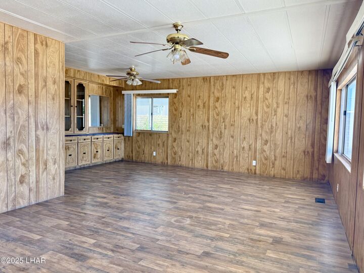 Property Photo:  412 N Misty Ln  AZ 85344 