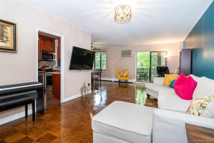 Property Photo: 1101 Midland Avenue 210 NY 10708