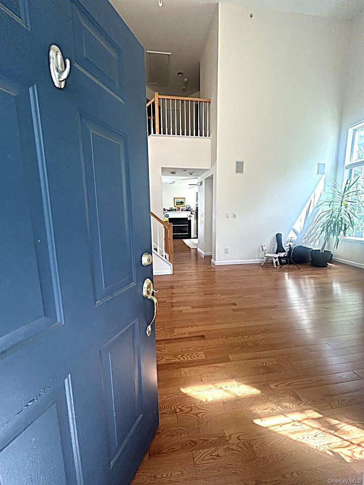 Property Photo:  80 Landmark Court  NY 10603 