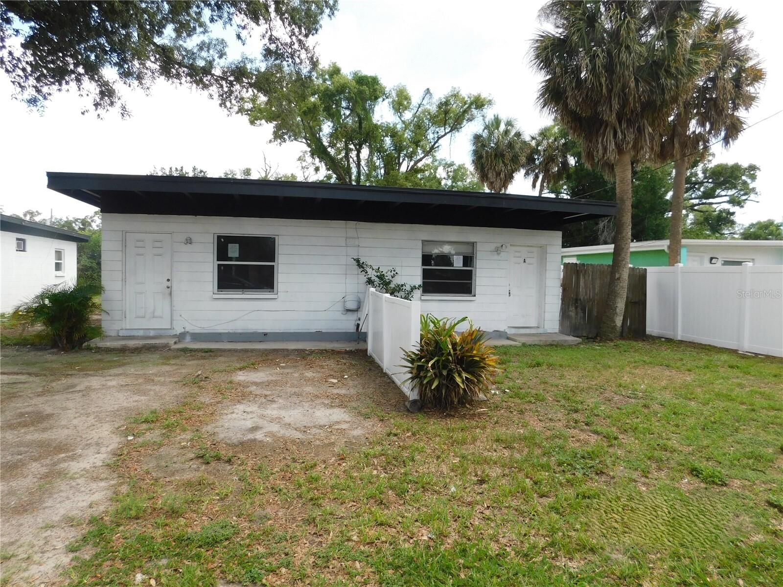 Property Photo:  913 E 122nd Avenue  FL 33612 