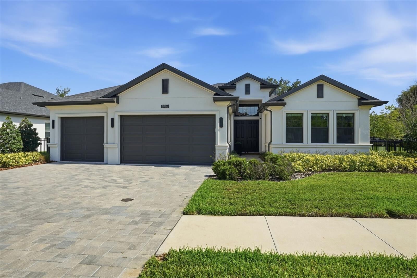 Property Photo: 1916 Jullee Lane FL 34683