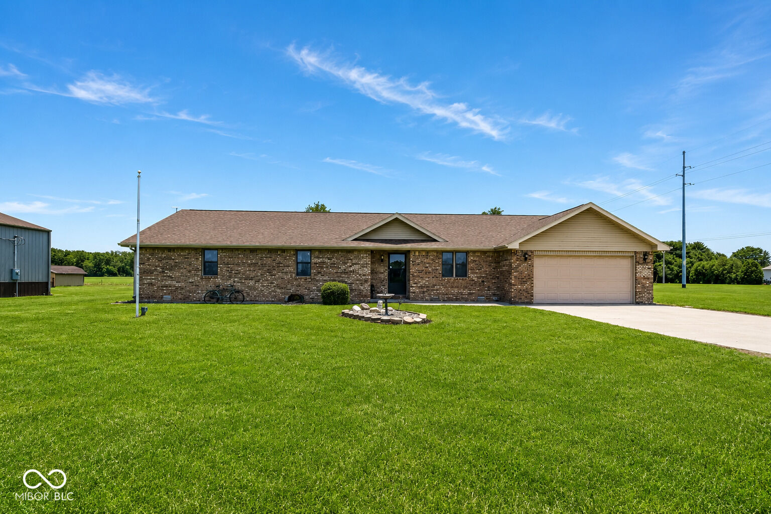 Property Photo:  8989 W 1400 N  IN 46036 