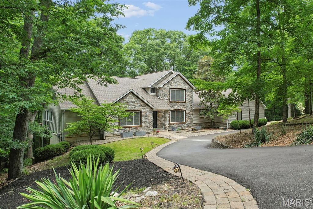 Property Photo:  161 Stuart Lane  MO 63025 
