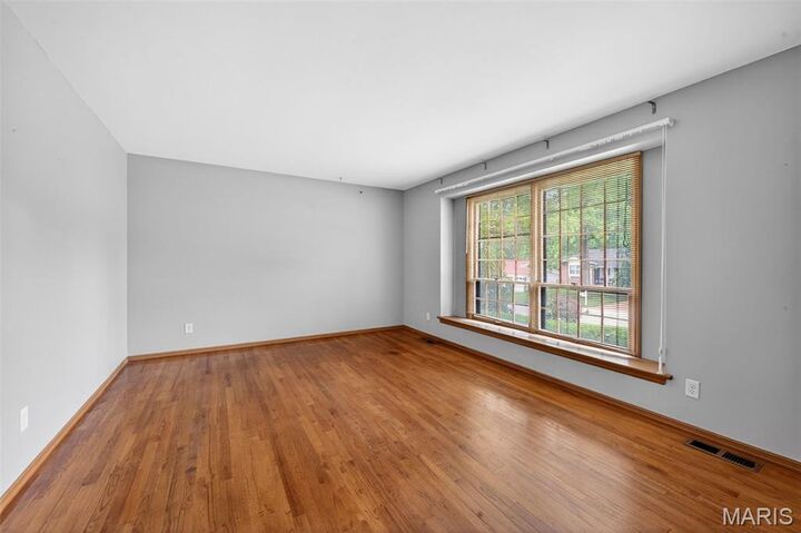 Property Photo:  4925 Wickham Fen Road  MO 63033 
