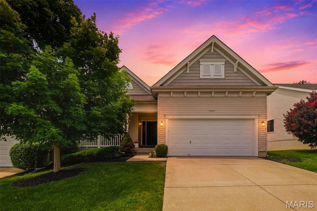 Property Photo:  1431 Colonial Drive  MO 63304 