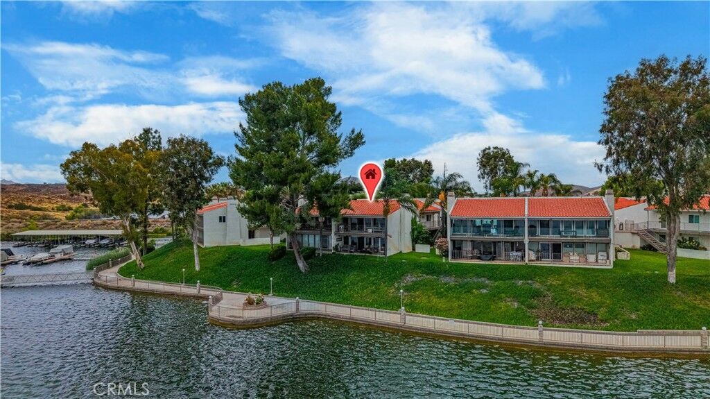 Property Photo: 22212 Treasure Island 12 CA 92587